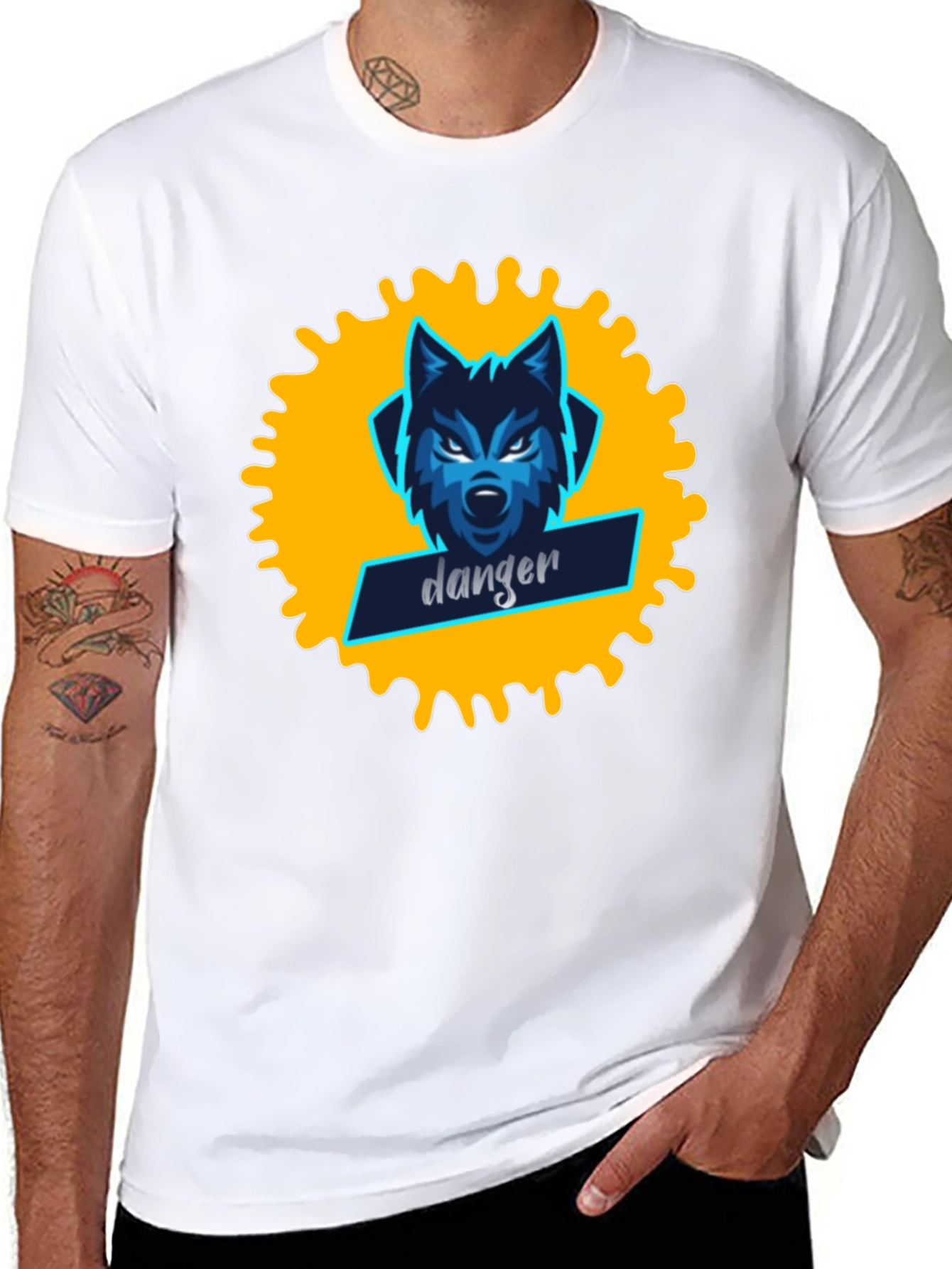 Danger Wolf Graphic Tee - Stylish Black T-Shirt