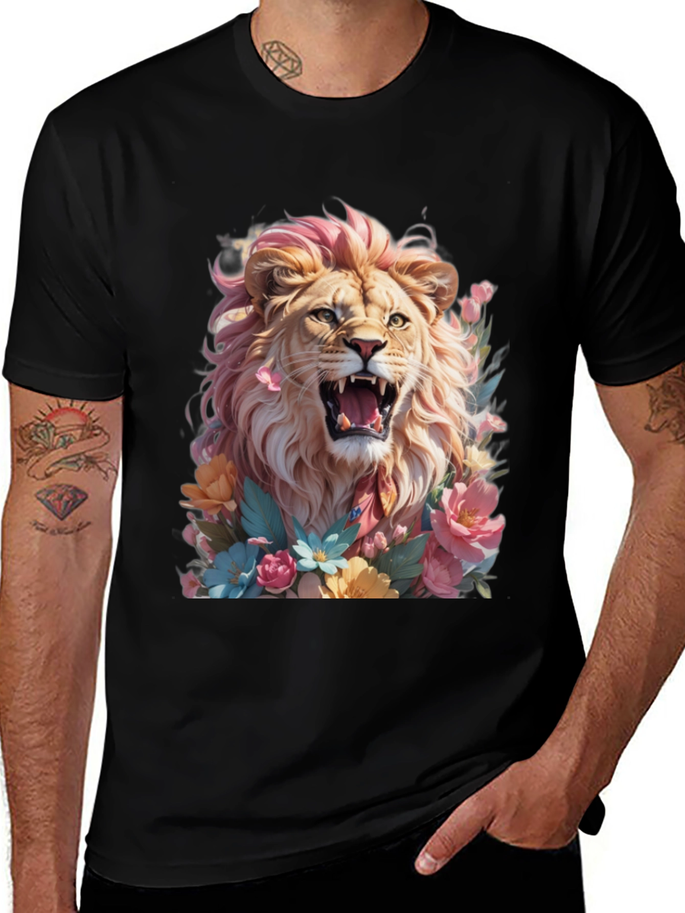 Floral Lion Graphic Tee - Bold & Stylish!