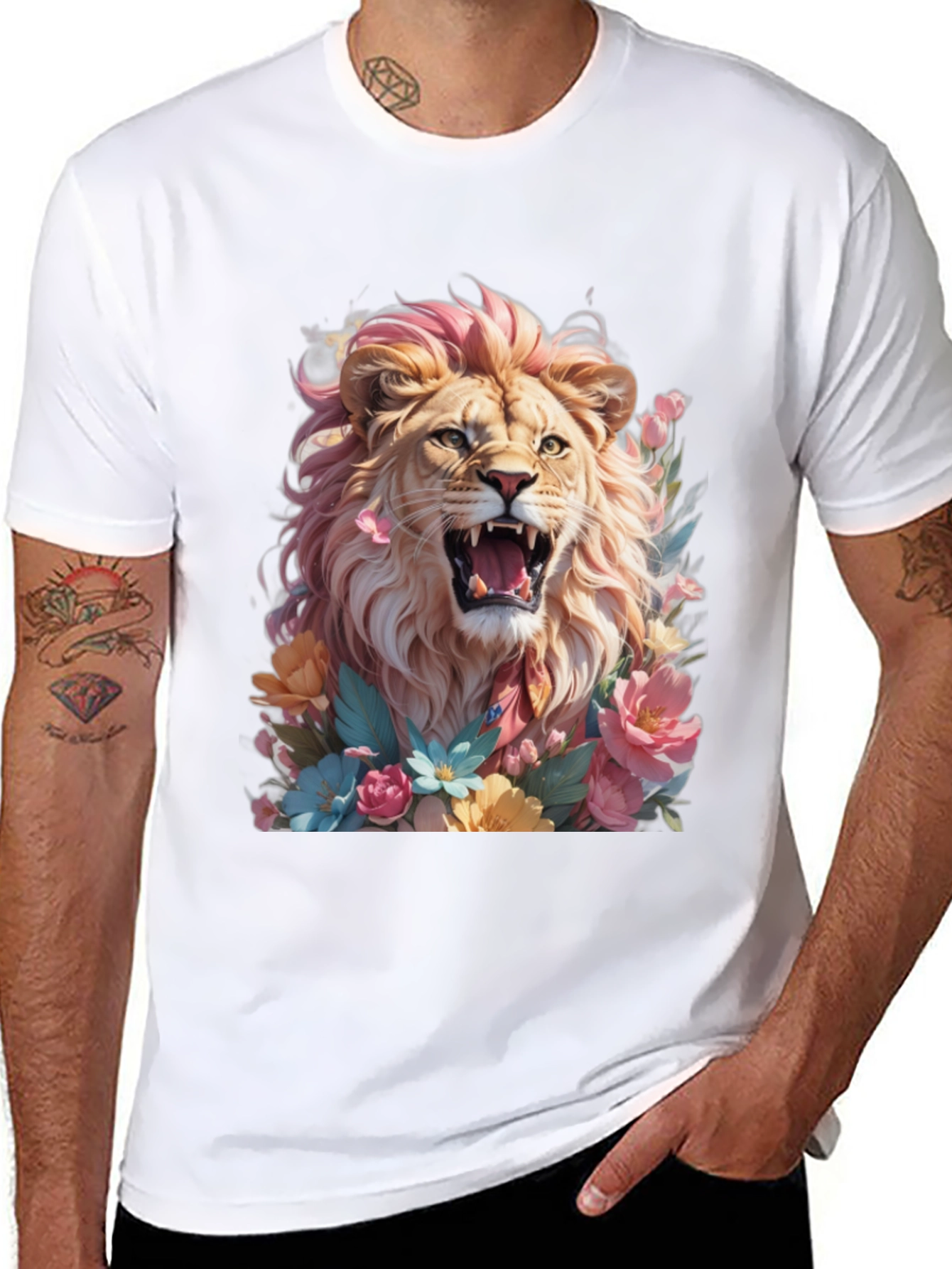 Floral Lion Graphic Tee - Bold & Stylish!