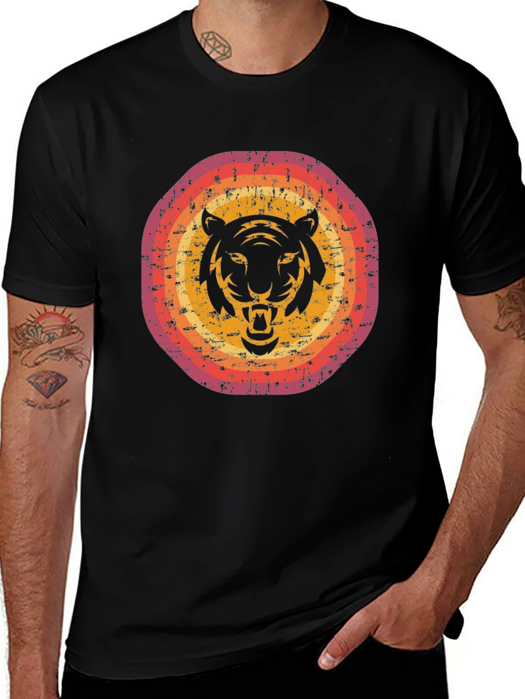 Retro Tiger Graphic Tee - Black Cotton Blend