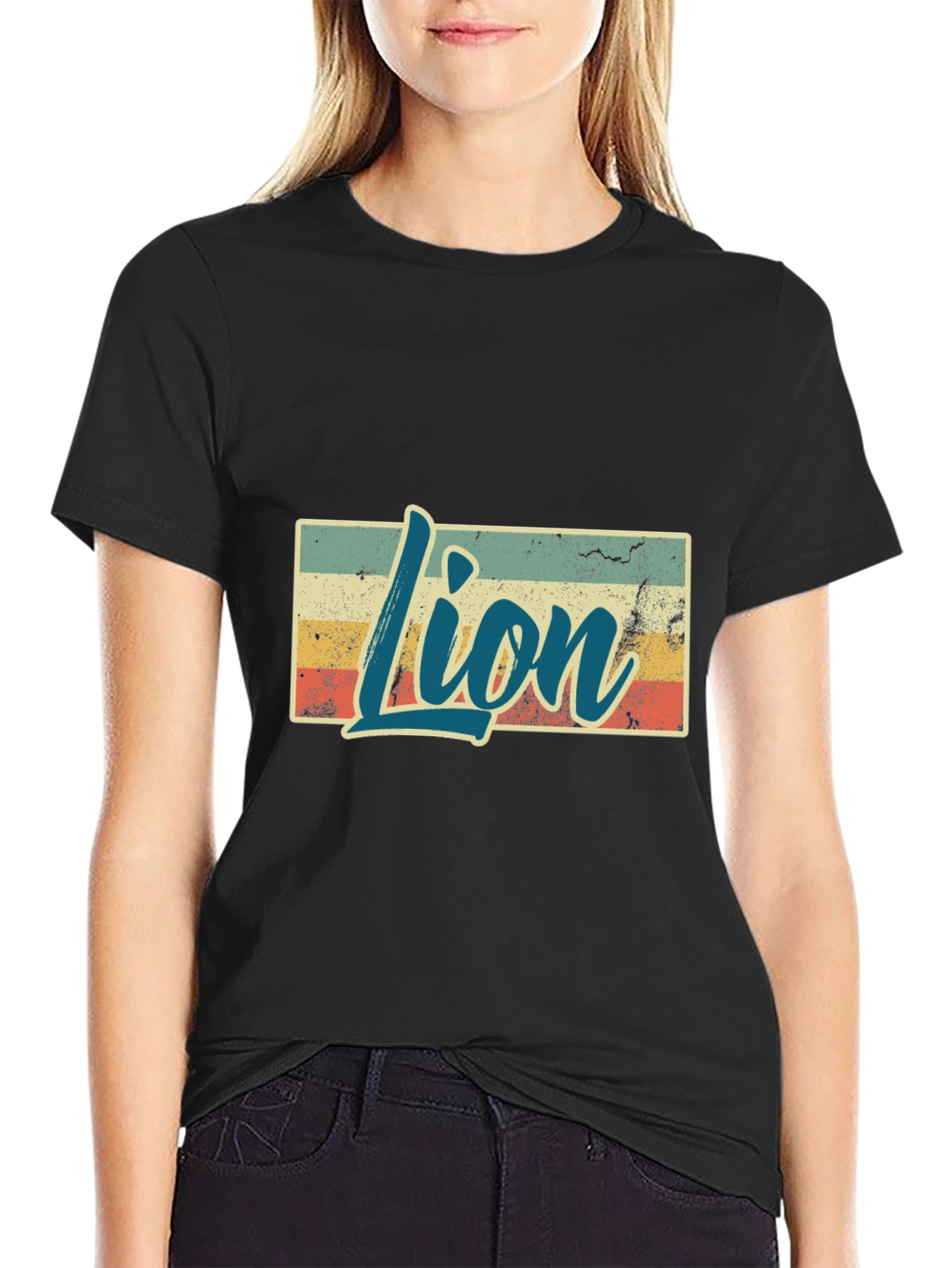 Vintage Lion T-Shirt - Retro Style Graphic Tee