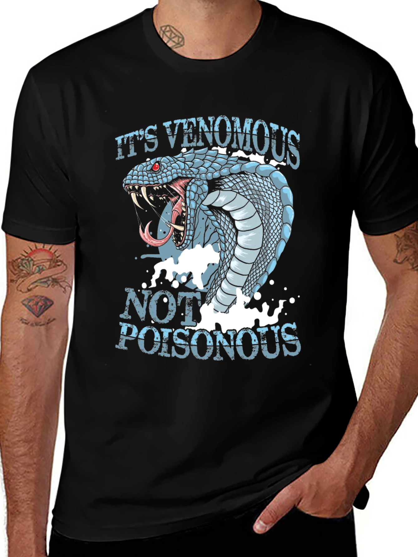 Venomous Snake Graphic T-Shirt - Black
