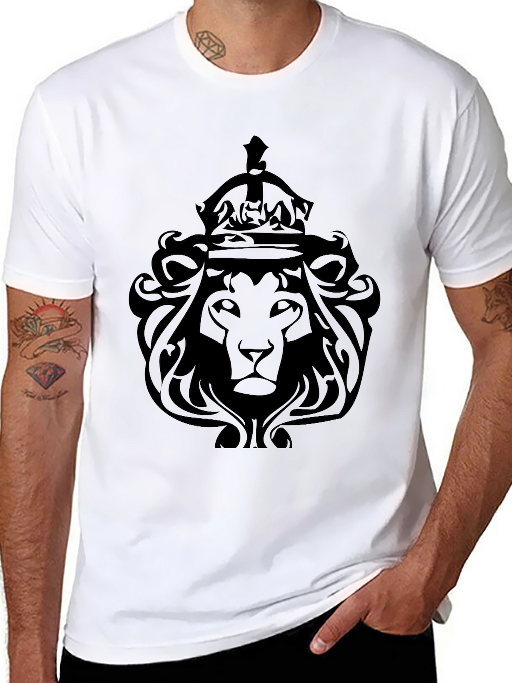 Lion King Graphic Tee - Black Crew Neck T-Shirt