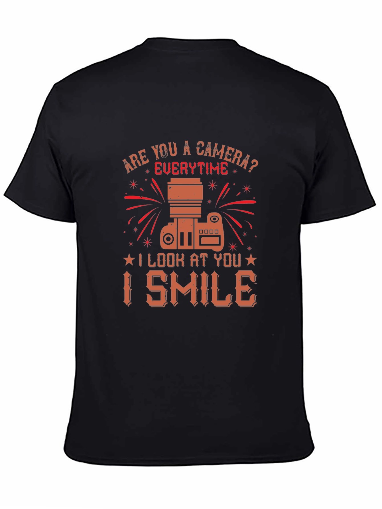 Camera Pun T-Shirt: I Smile When I Look at You