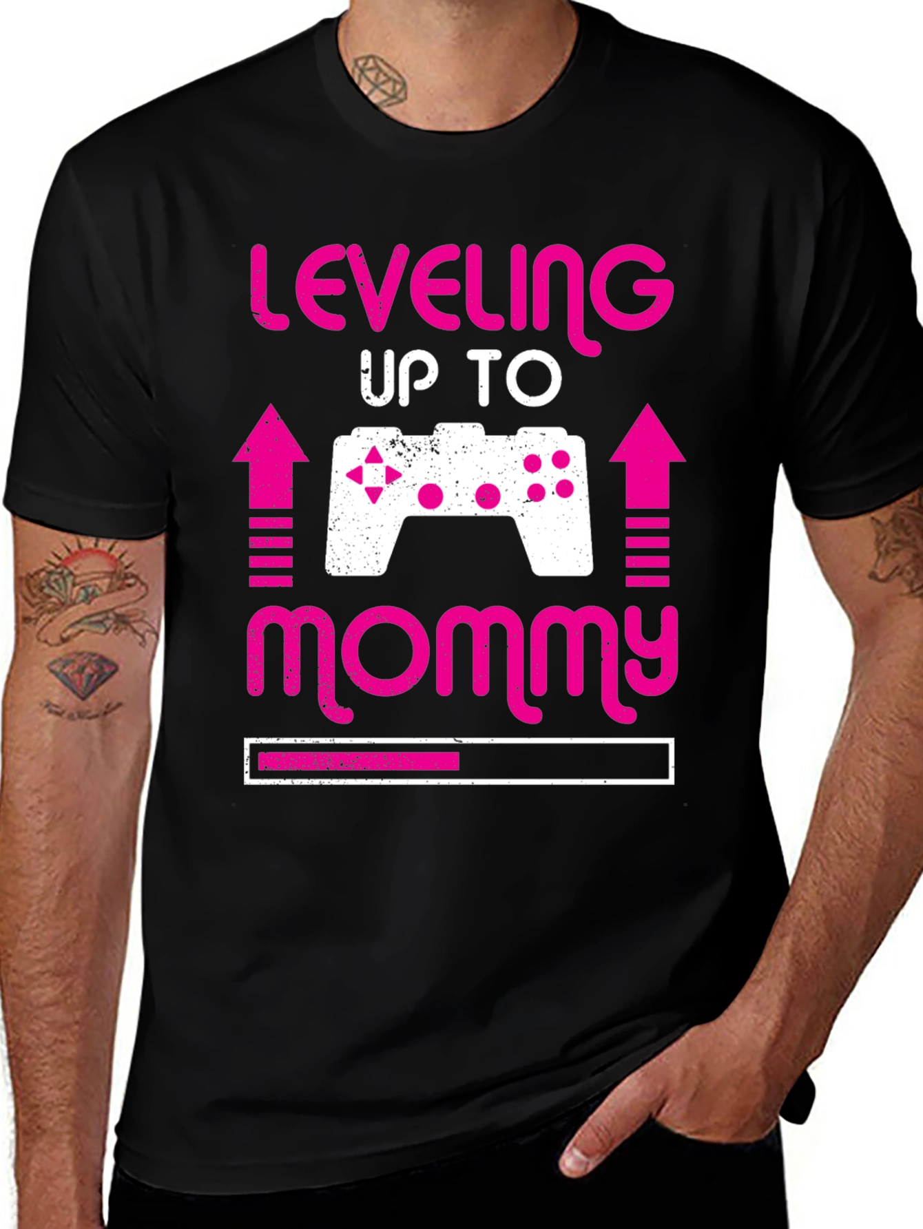 Leveling Up to Mommy Gamer Pregnancy Announcement Tee