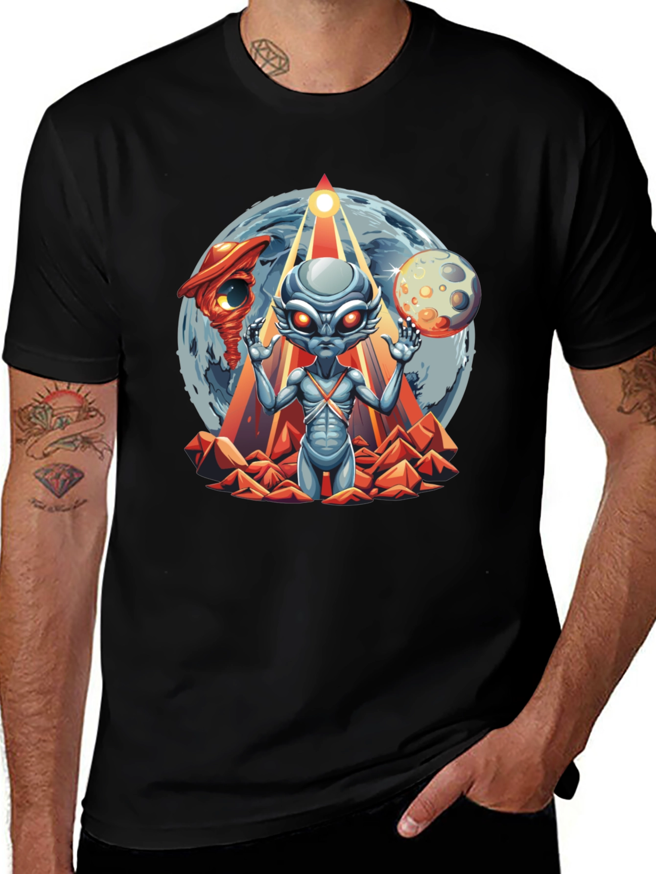 Alien Graphic T-Shirt: Sci-Fi Style Black Tee