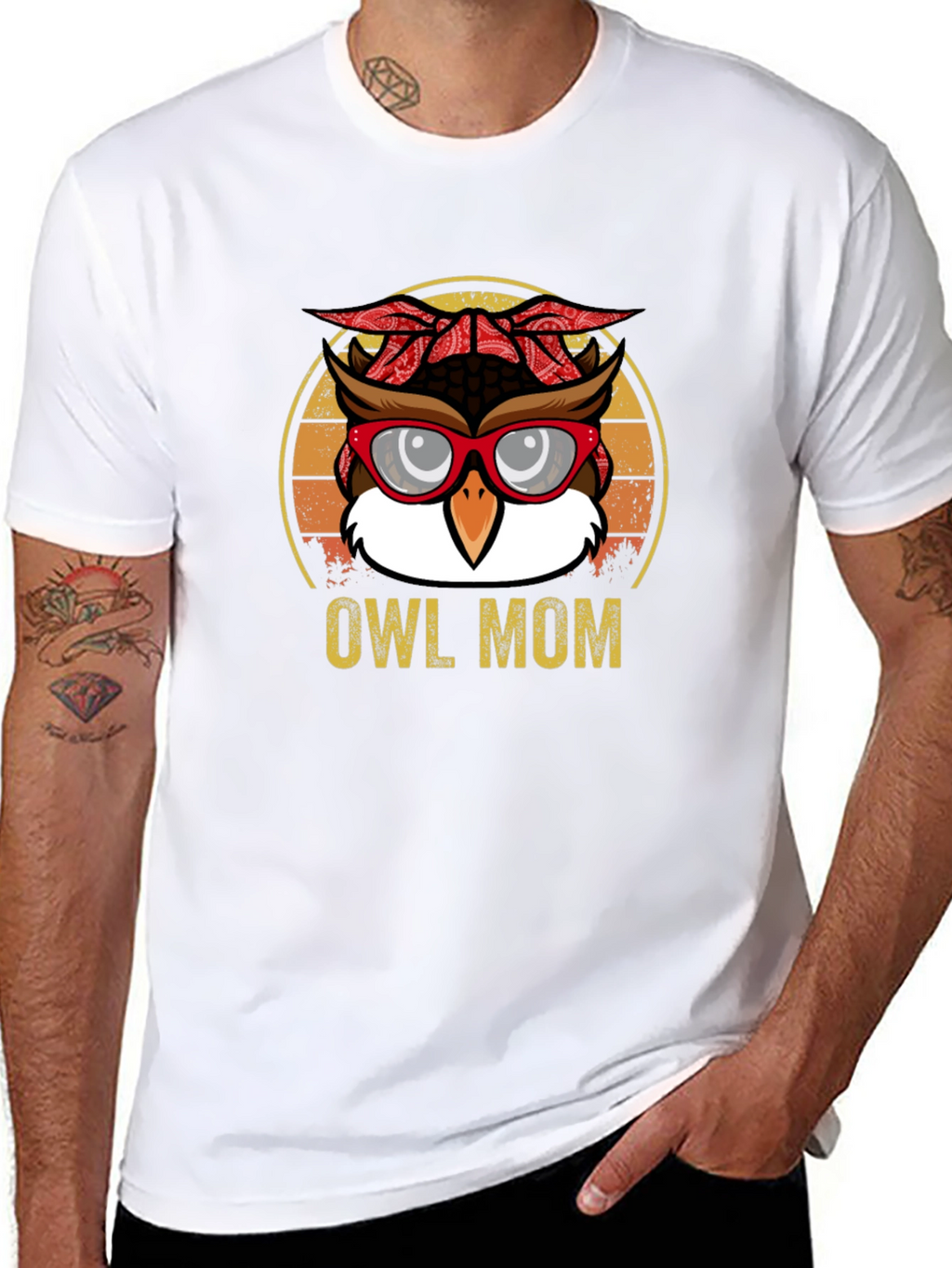 Owl Mom Graphic T-Shirt