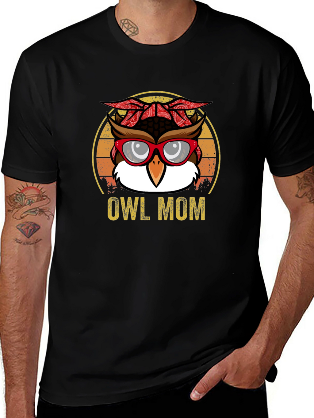 Owl Mom Graphic T-Shirt