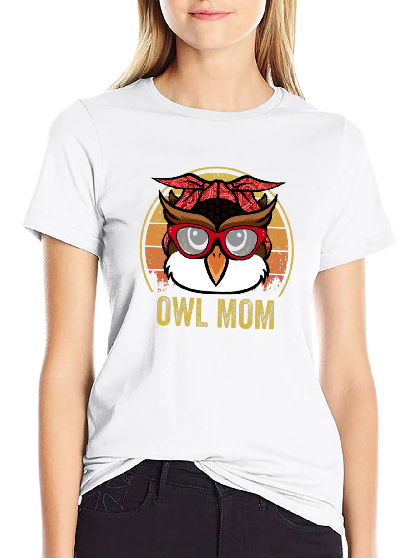 Owl Mom Graphic T-Shirt