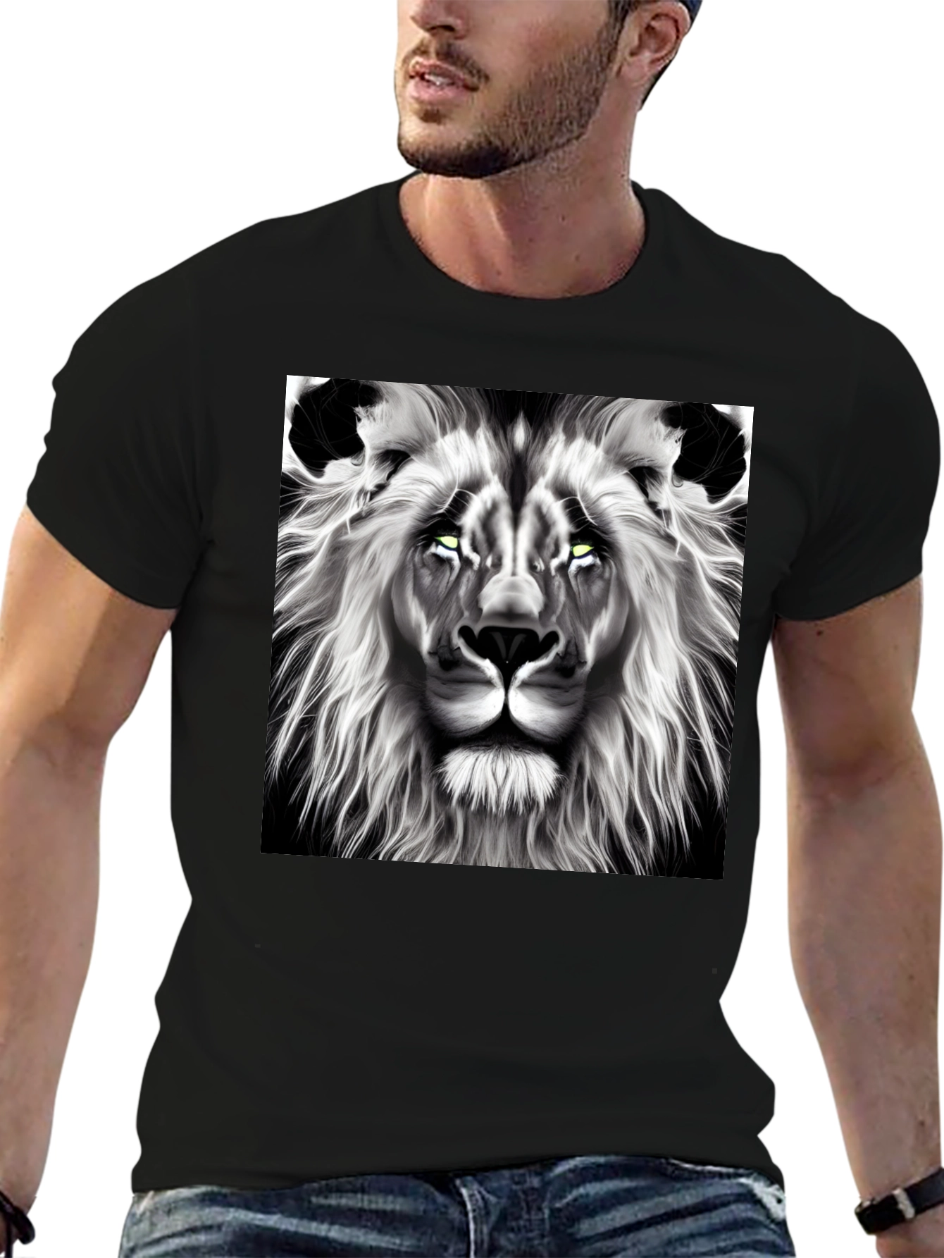 Lion Graphic Tee - Bold Black T-Shirt