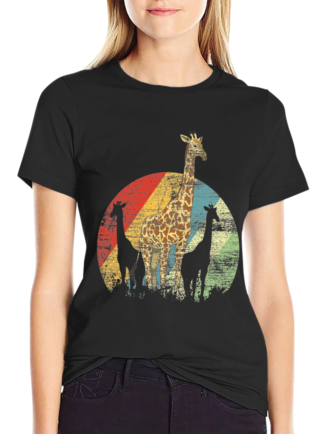 Retro Giraffe T-Shirt - Vintage Style Crew Neck Tee