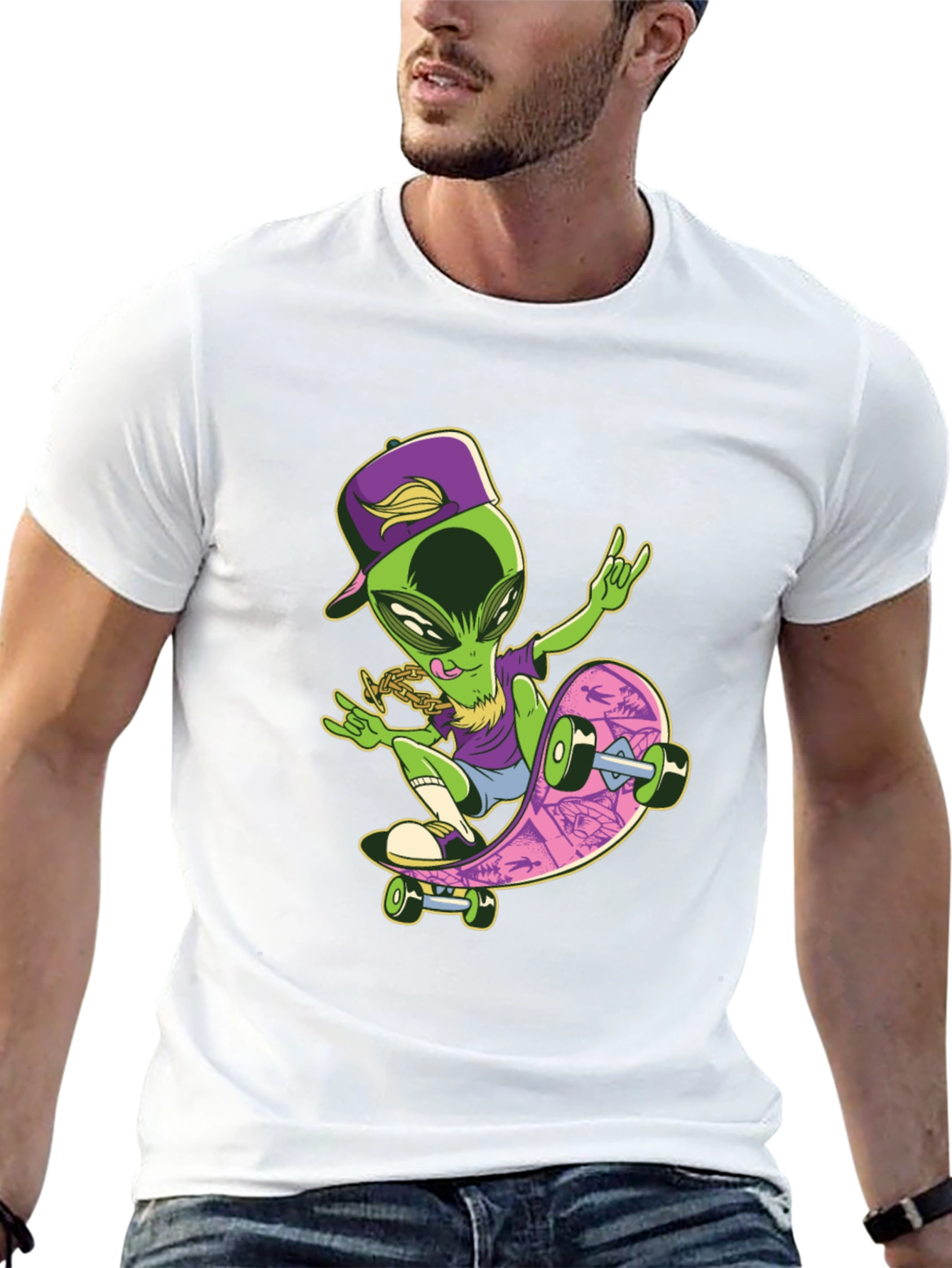 Cool Alien Skateboard Graphic T-Shirt
