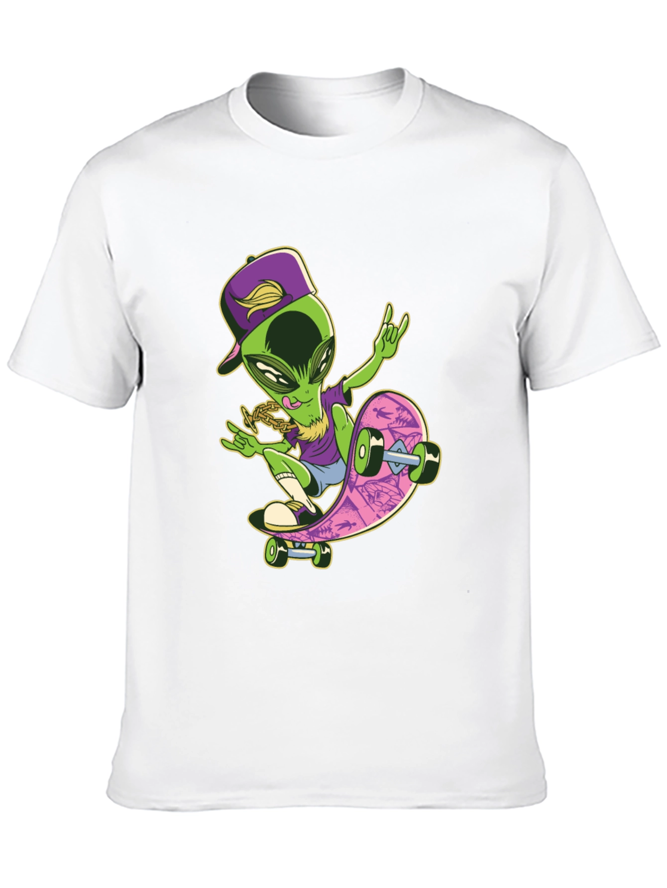 Cool Alien Skateboard Graphic T-Shirt