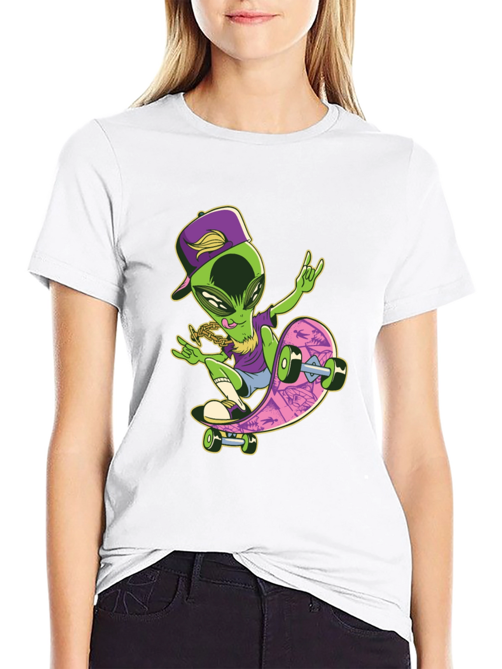 Cool Alien Skateboard Graphic T-Shirt