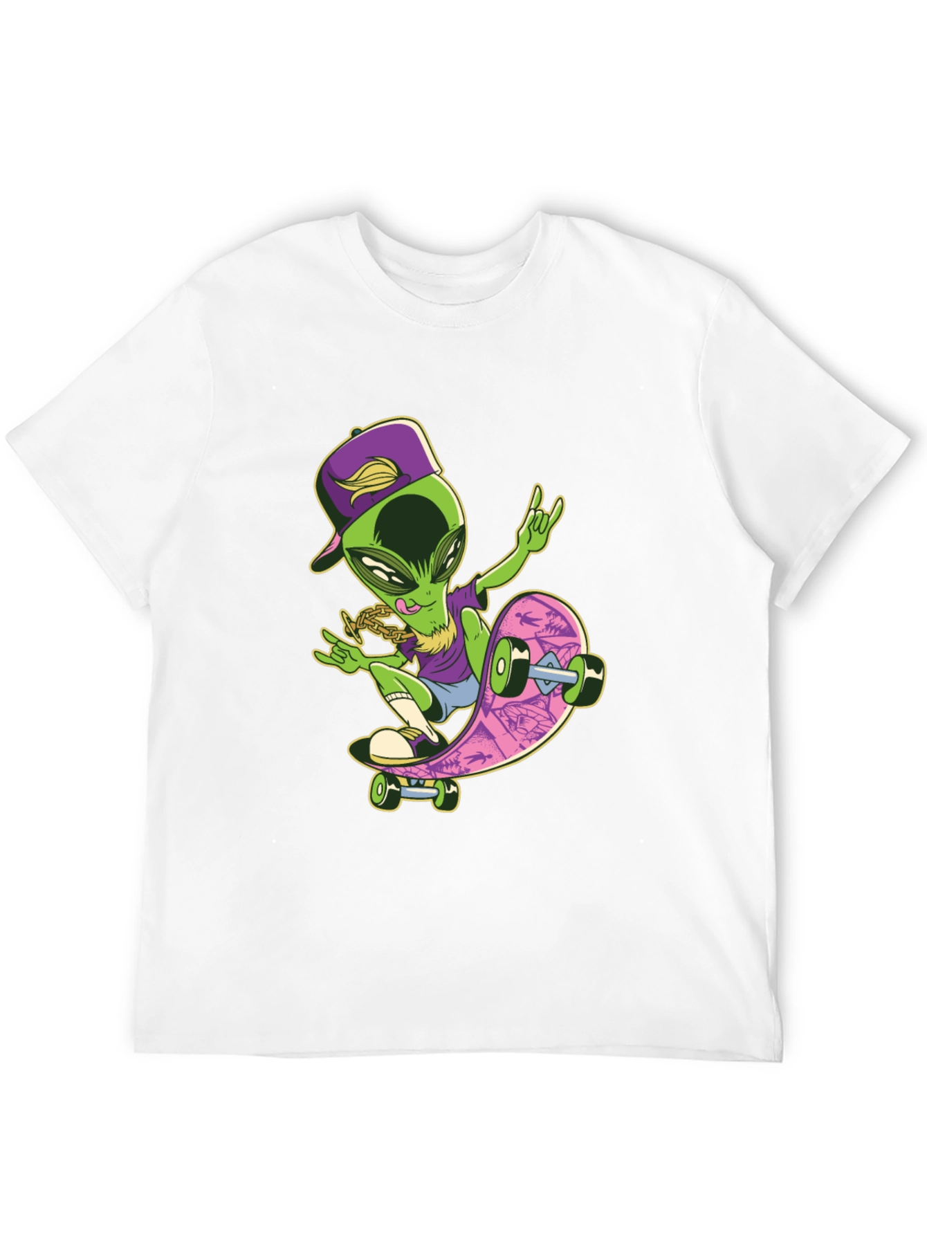Cool Alien Skateboard Graphic T-Shirt