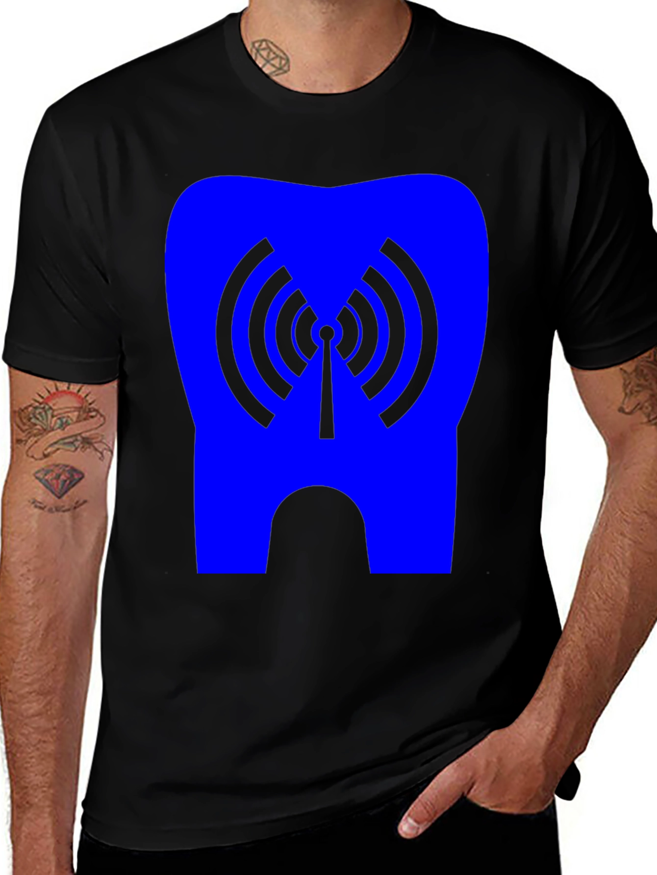 Tech Tooth Graphic Tee - Black