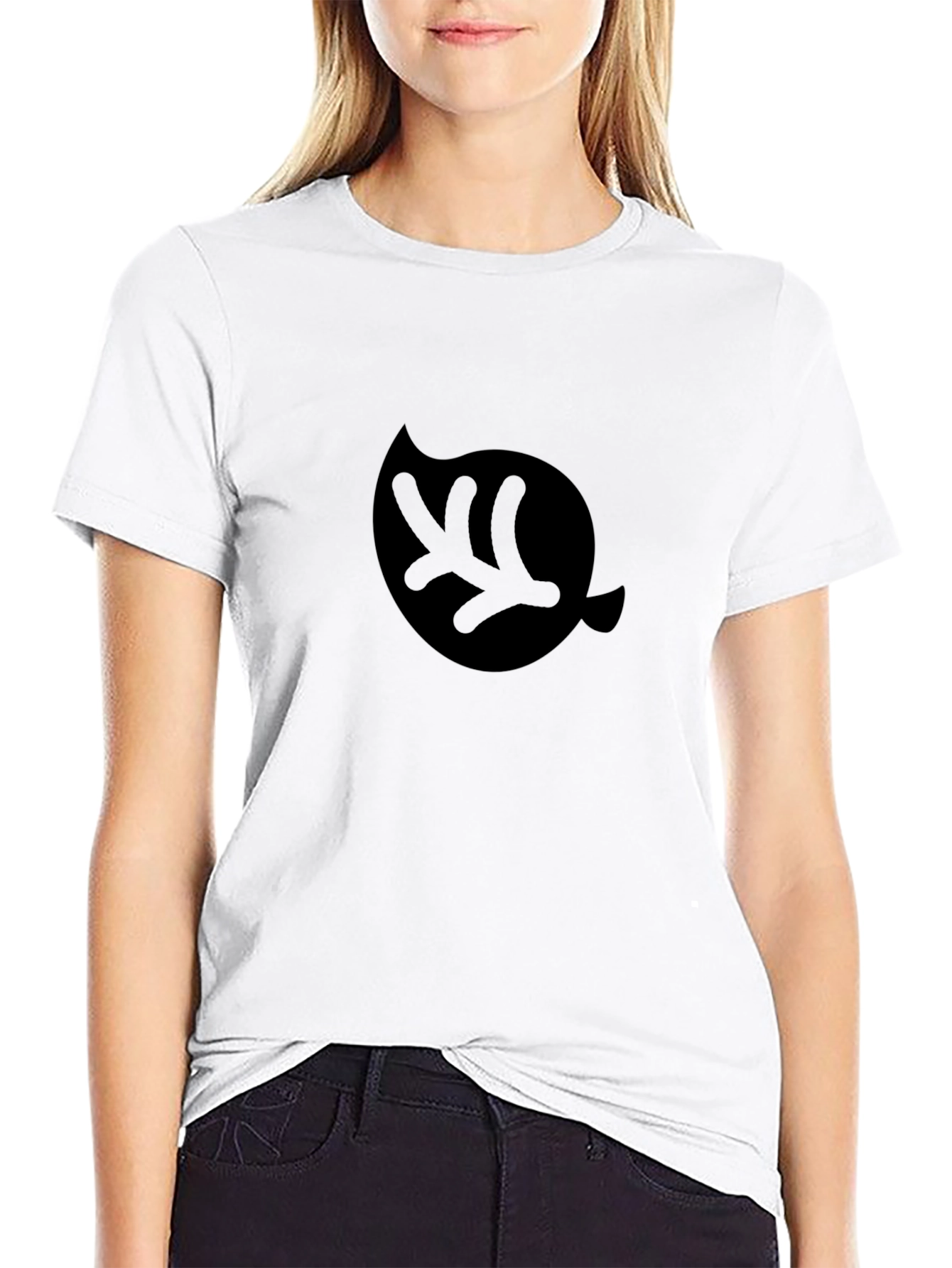 Leaf Logo Graphic Black T-Shirt