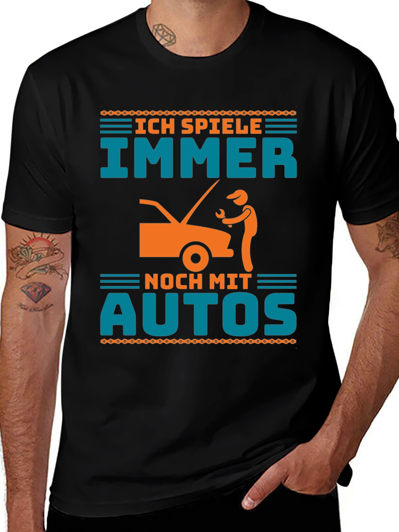 Ich Spiele Immer Noch Mit Autos T-Shirt