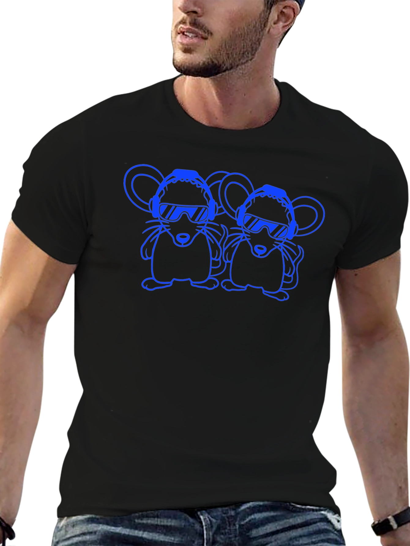 DJ Mouse Graphic Tee - Cool & Stylish