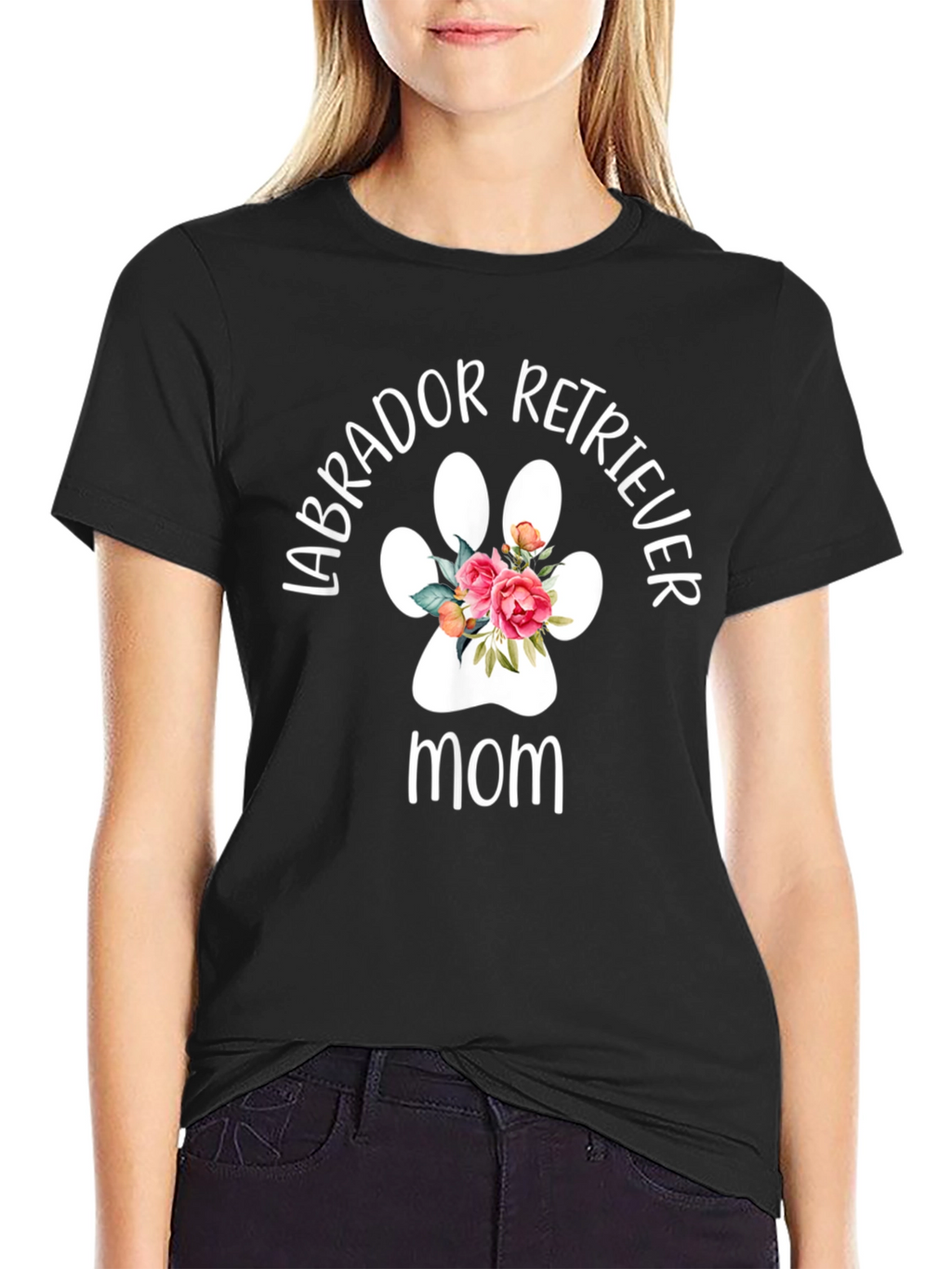 Labrador Retriever Mom T-Shirt
