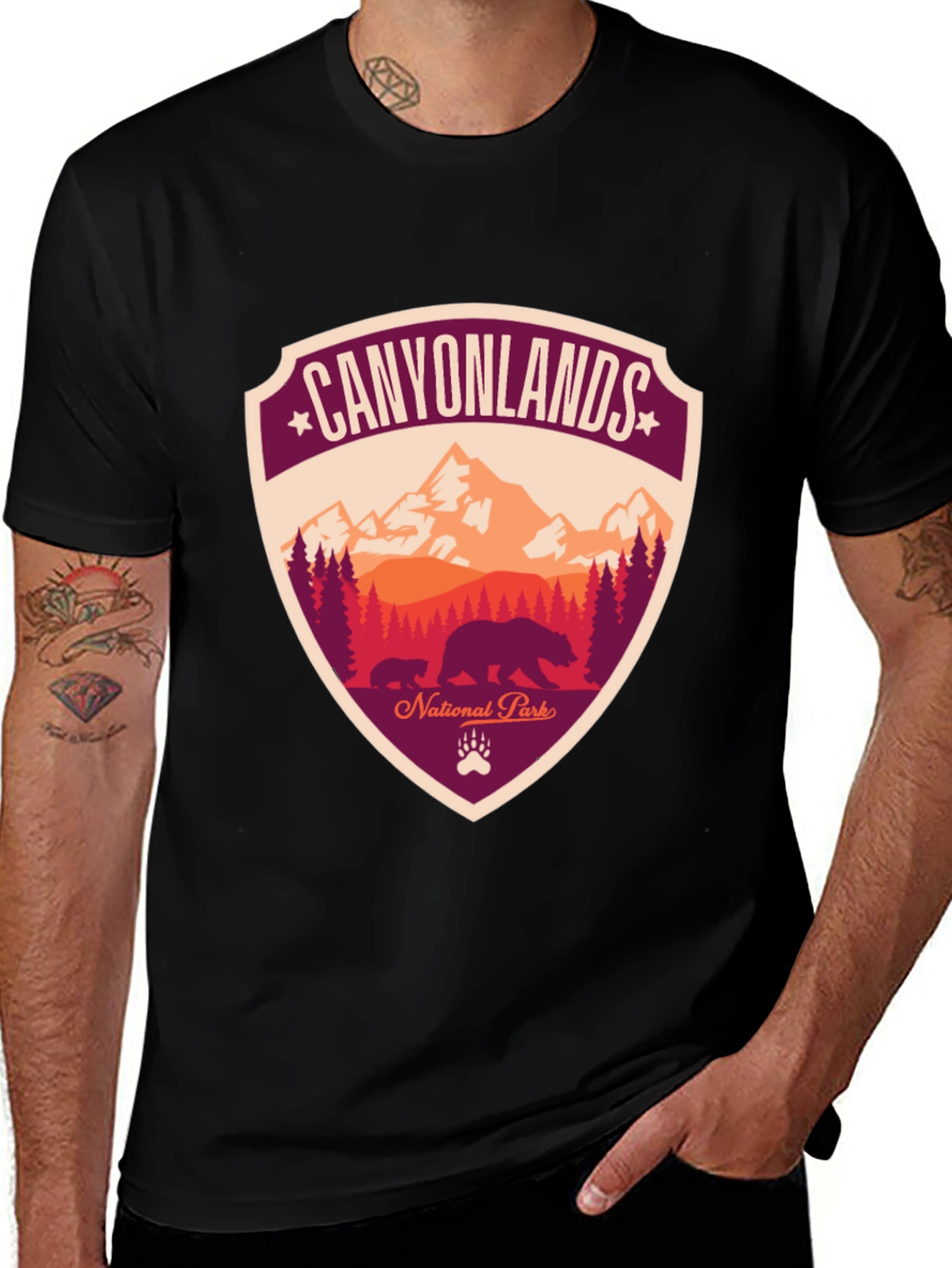 Canyonlands National Park T-Shirt - Bear Design