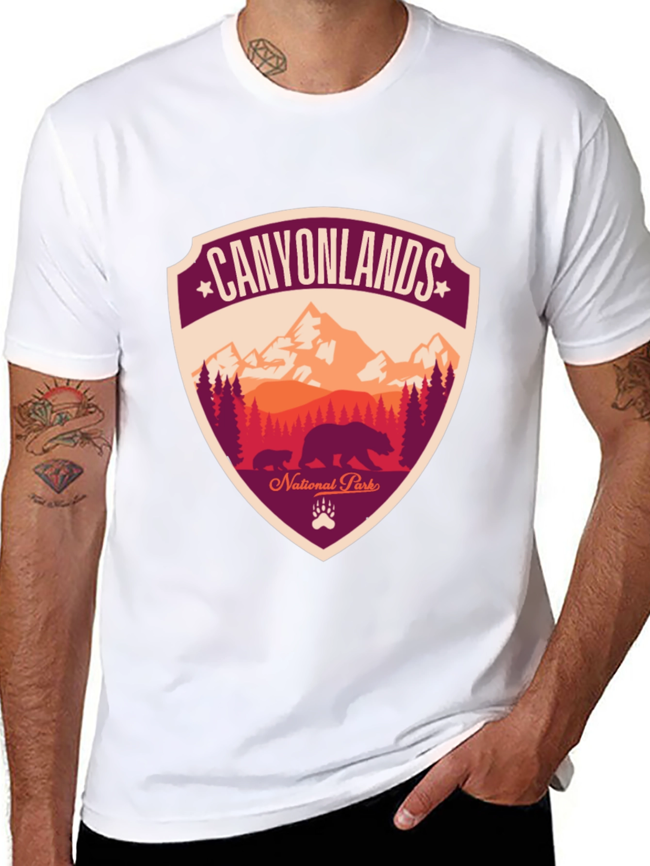 Canyonlands National Park T-Shirt - Bear Design