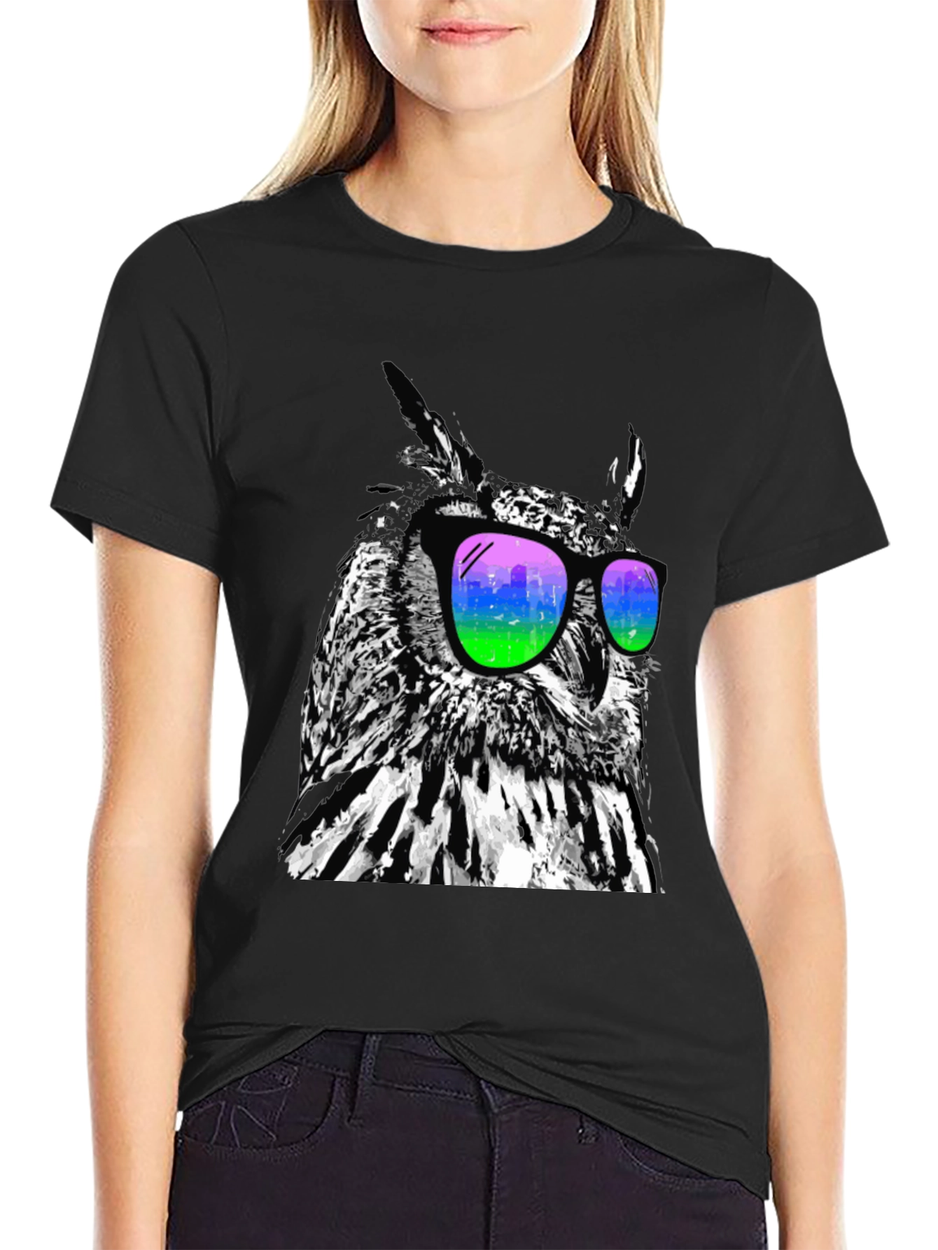 Cool Owl Graphic Tee - Stylish Bird Sunglasses T-Shirt