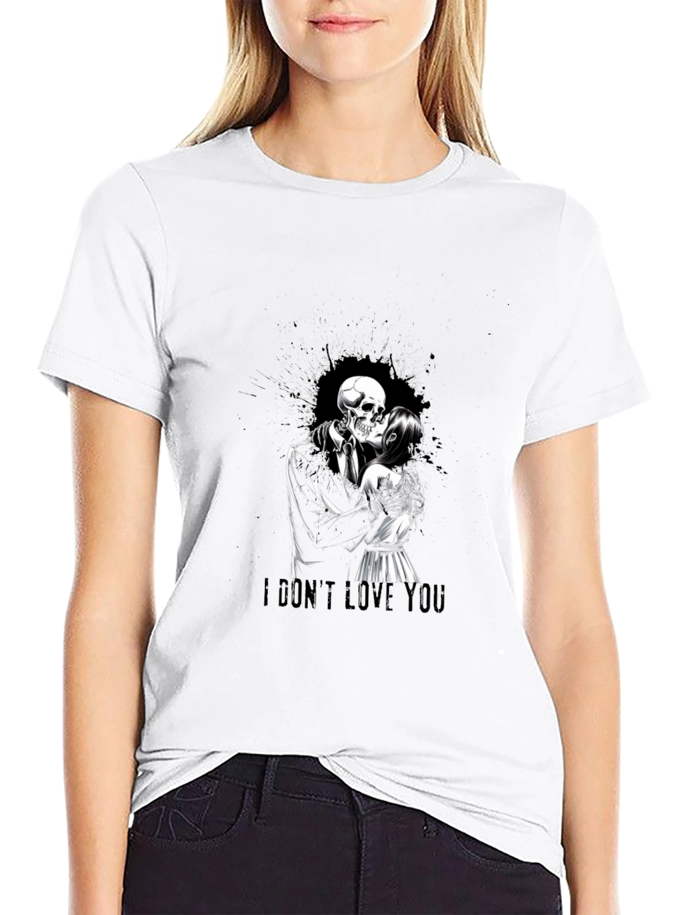I Dont Love You Skeleton Kiss T-Shirt