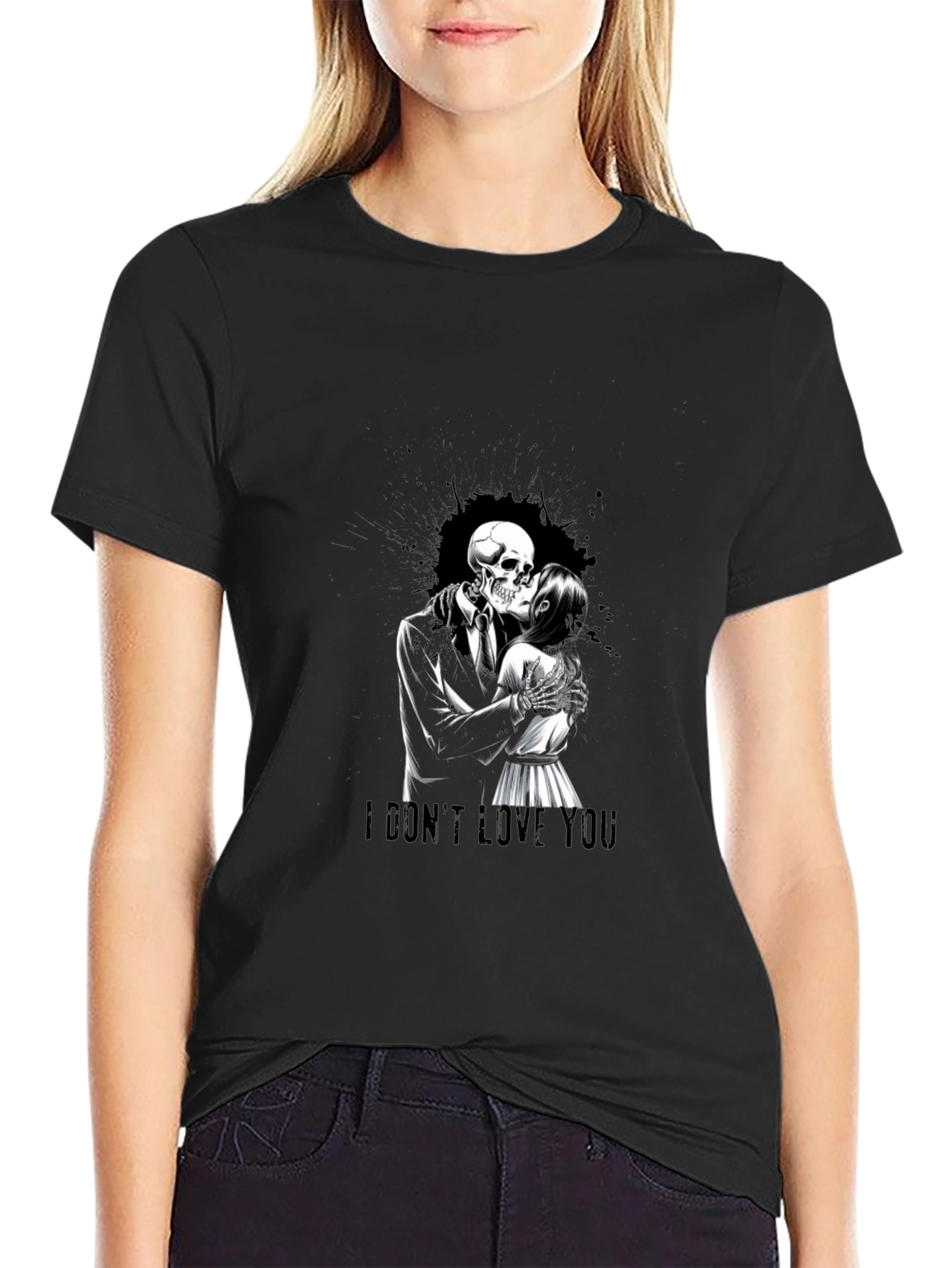 I Dont Love You Skeleton Kiss T-Shirt