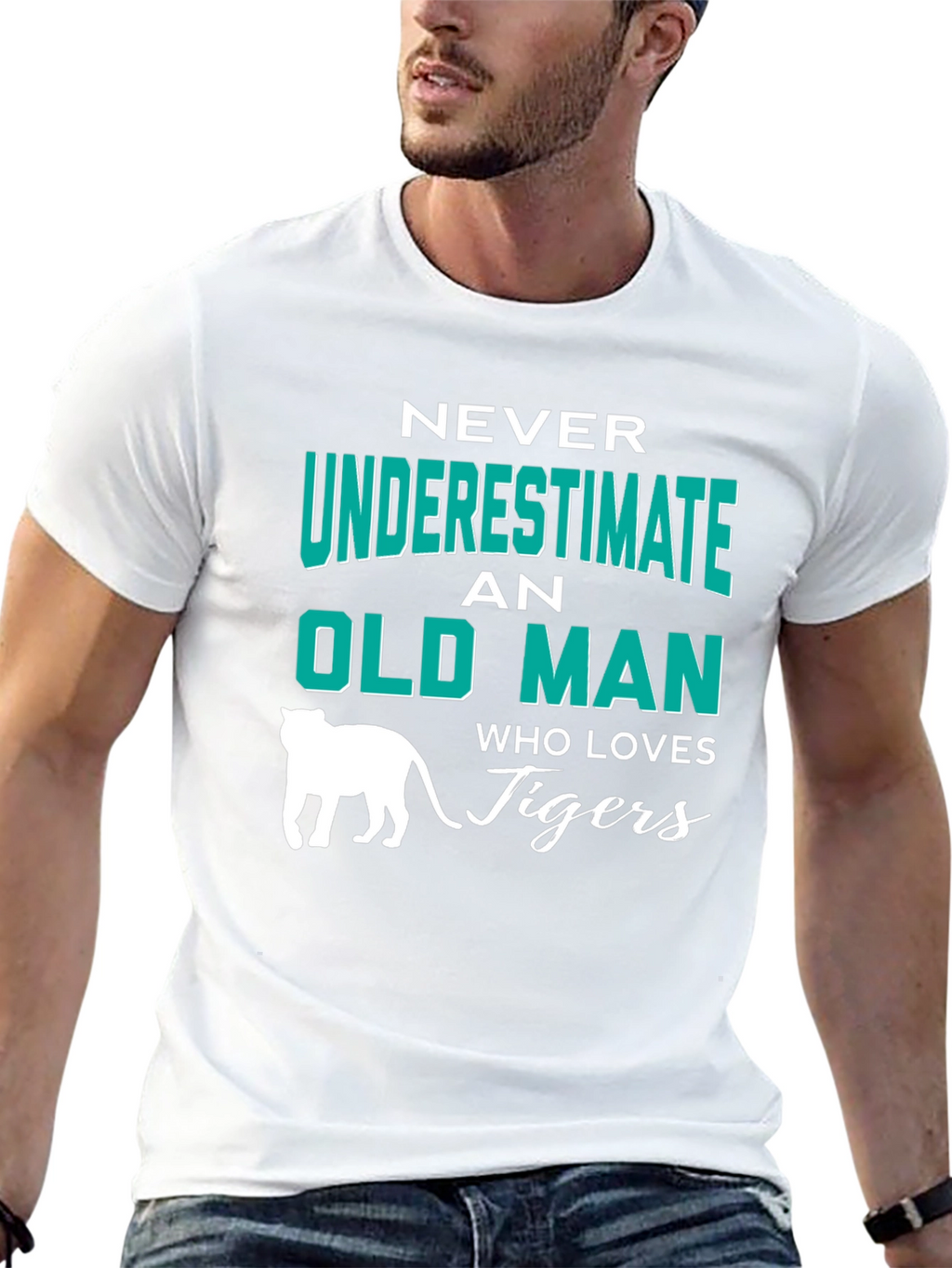 Never Underestimate an Old Man Who Loves Tigers T-Shirt
