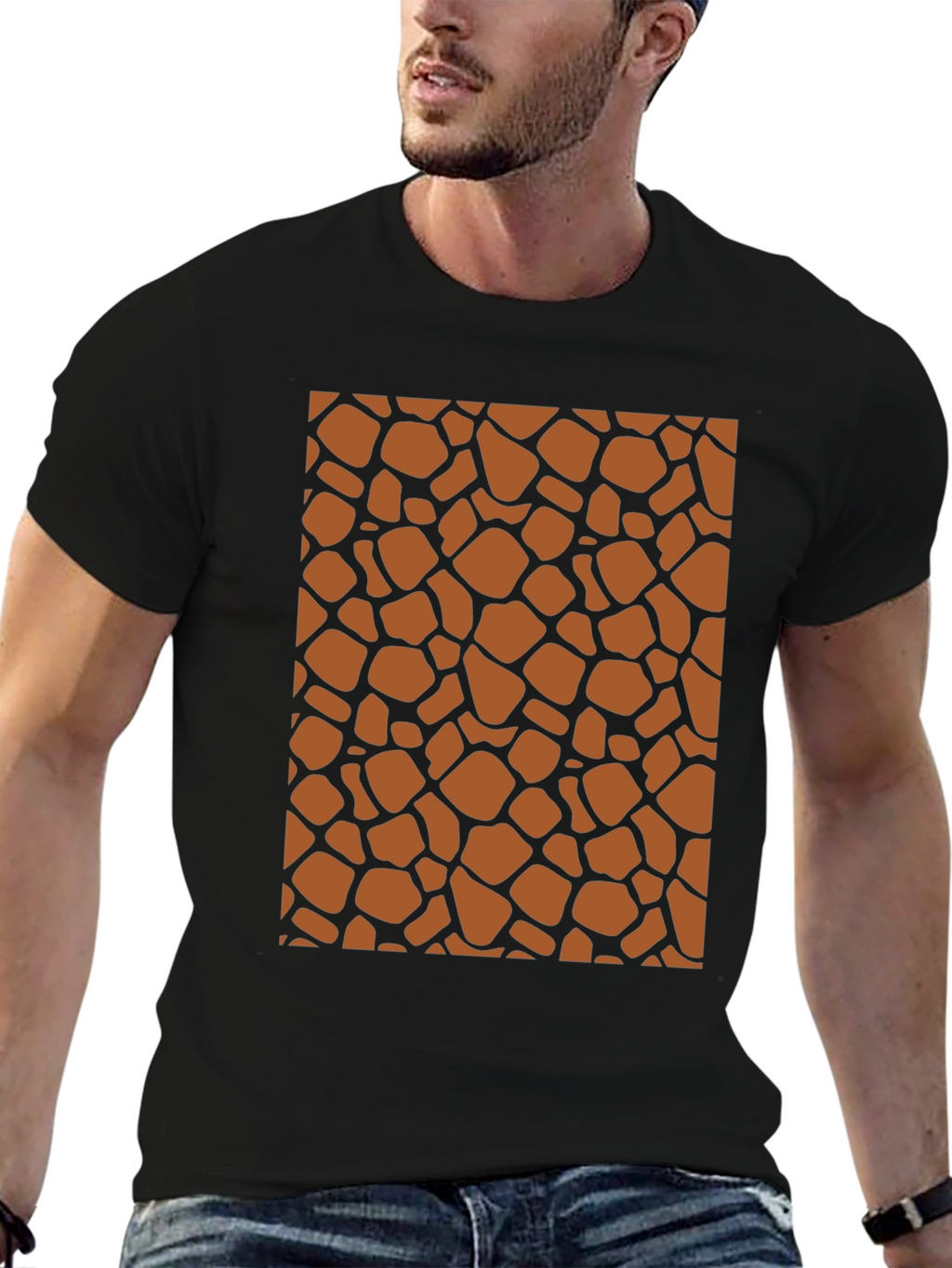 Giraffe Print Tee - Stylish Animal Pattern T-Shirt