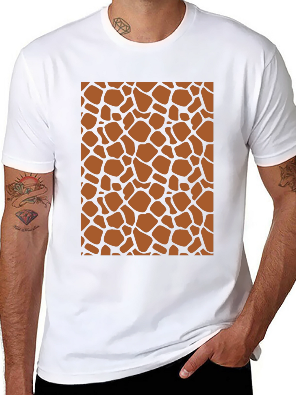 Giraffe Print Tee - Stylish Animal Pattern T-Shirt