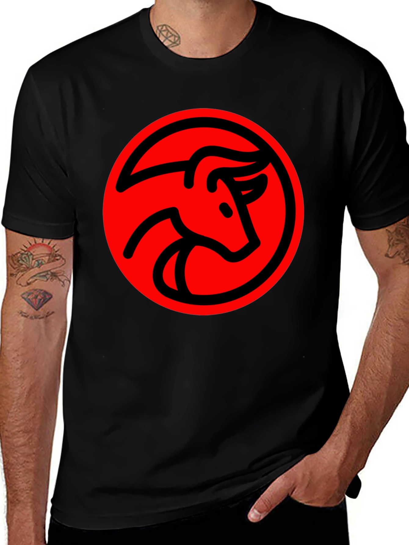 Bold Bull Graphic Tee - Stylish Black T-Shirt